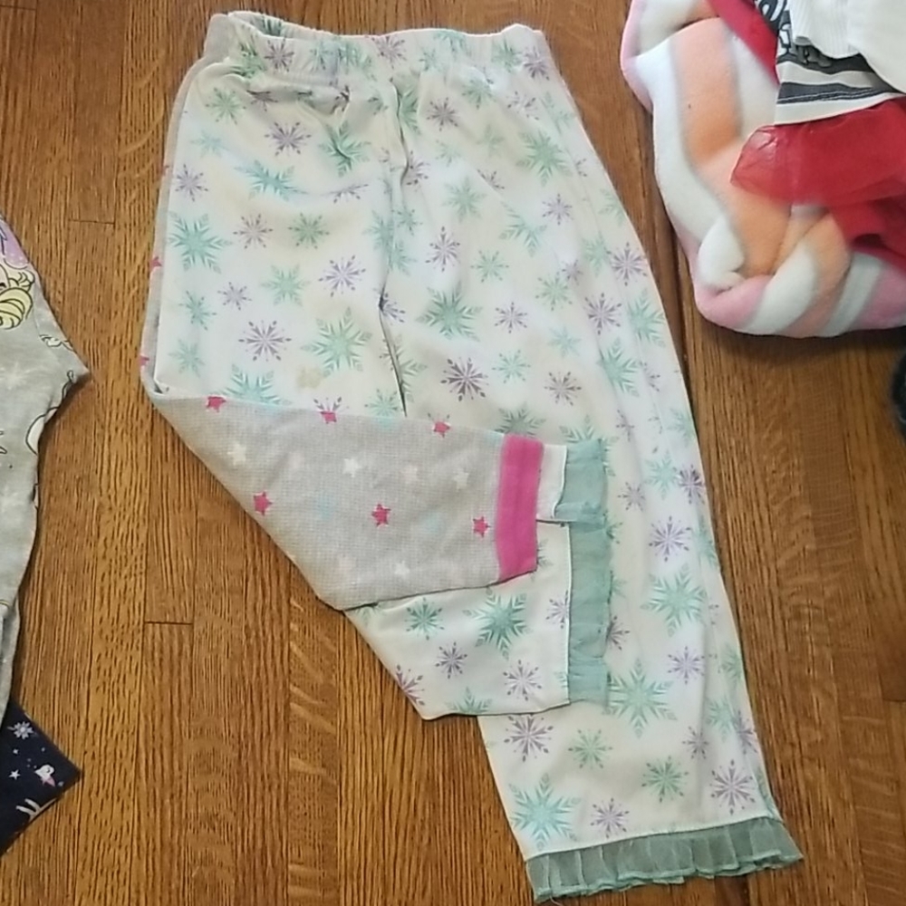 Random PJ bundle - Picture 2 of 7
